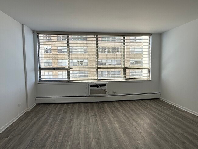 Photo - 6171 N Sheridan Rd Unit 2006