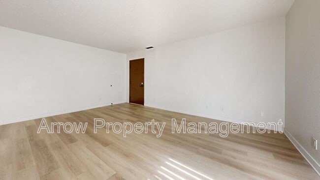 201 E Arbor Ave