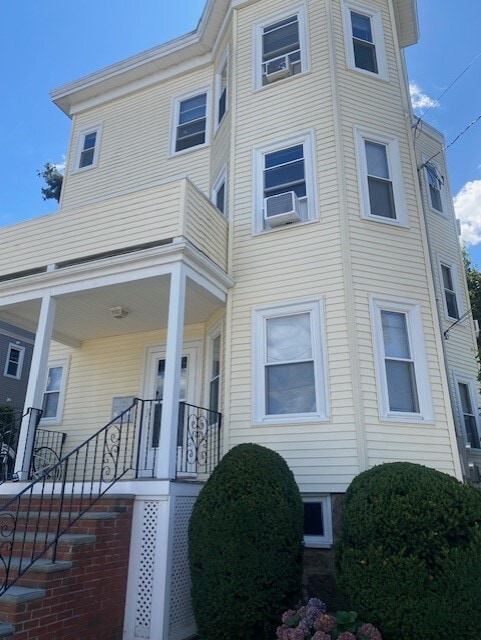 Photo - 12 Montcalm Ave Apartments Unit 1