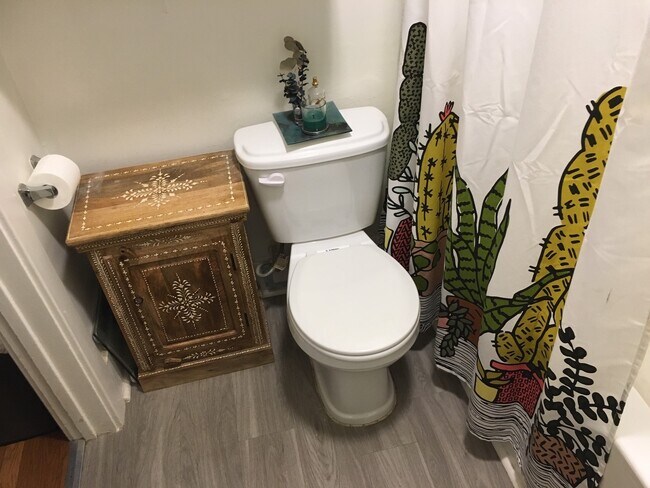 Photo - 1136 Diamond Ave Unit C