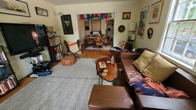 Photo - 3131 W Grace St Unit 1