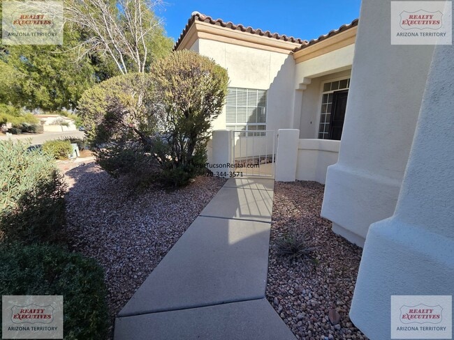 Photo - NE off Wrightstown & Pantano 3/2 with pool, patio and loads of upgrades