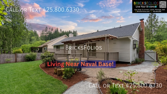 Building Photo - 1340 NW Huckle Dr