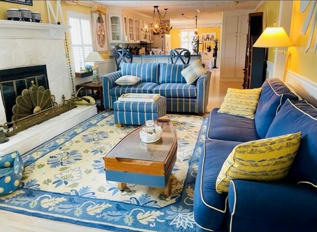 Photo - 351 Arrowhead Trail NE