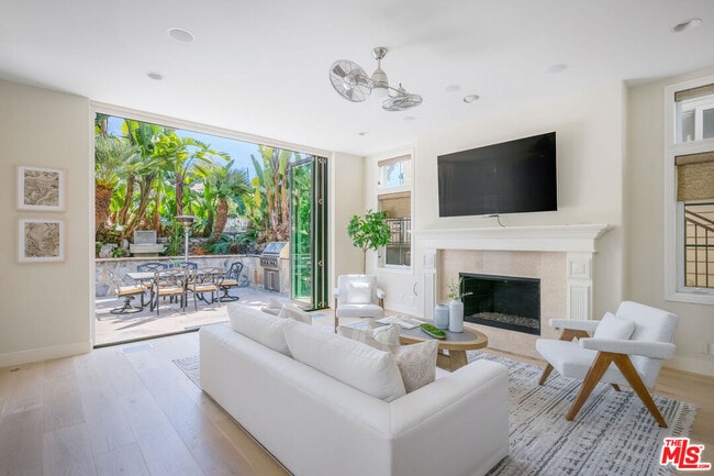 Photo - 707 Jasmine Ave