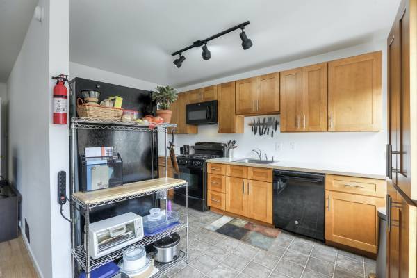 Photo - 1388 Page St