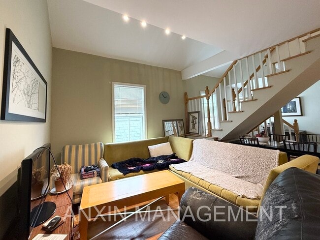 Photo - 51 Clifton St Unit 51