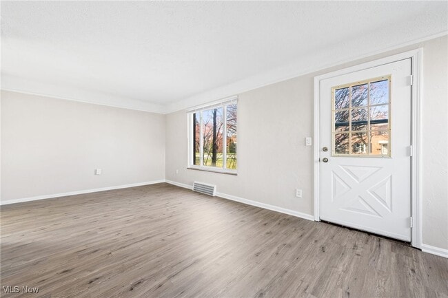 Photo - 21000 Priday Ave