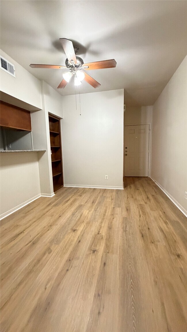Photo - 6500 Harbor Town Dr Unit 2504