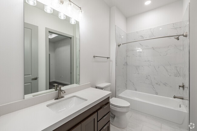 2BR, 2BA - 1,200 SF