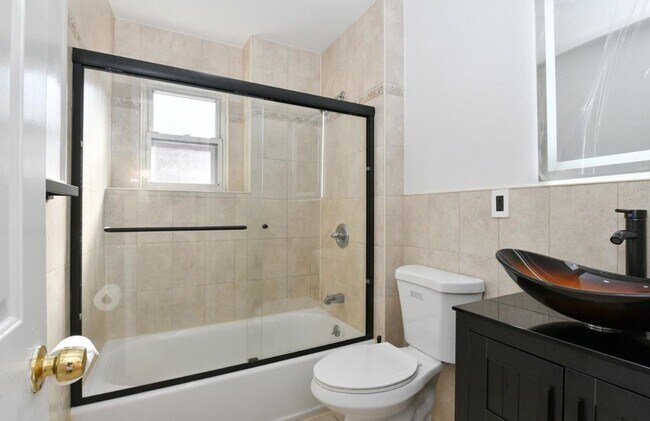 Photo - 1402 8th St Unit 2