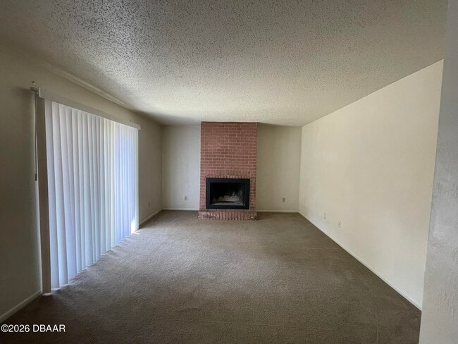 Photo - 75 Springwood Square