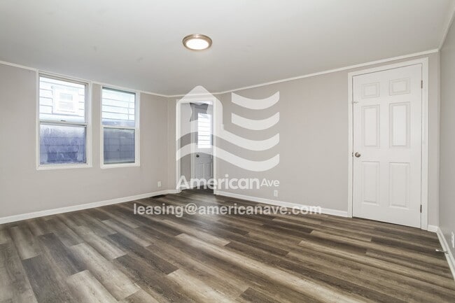 Photo - 423 5th Ave