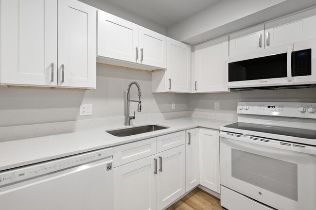 Photo - Garden Apartments