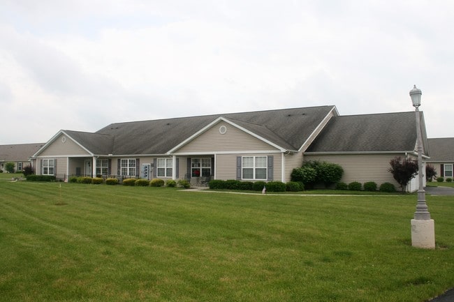 Building Photo - Evergreen Terrace Rental
