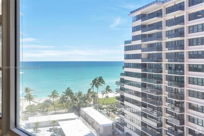 Building Photo - 5255 Collins Ave Unit 9B Rental