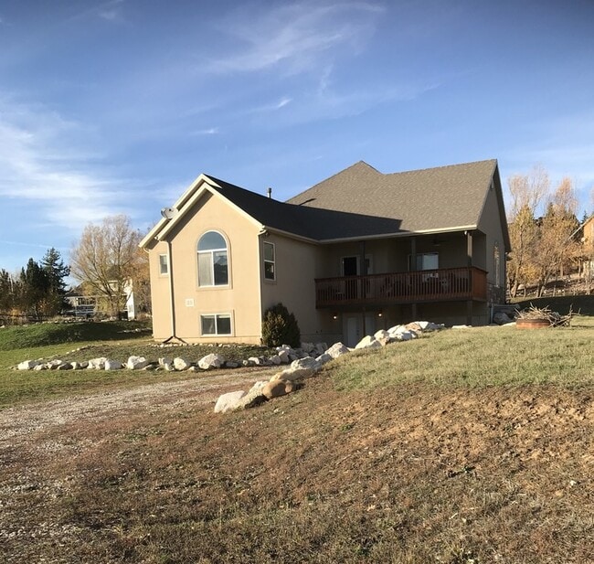 Building Photo - 4835 Creek View Dr