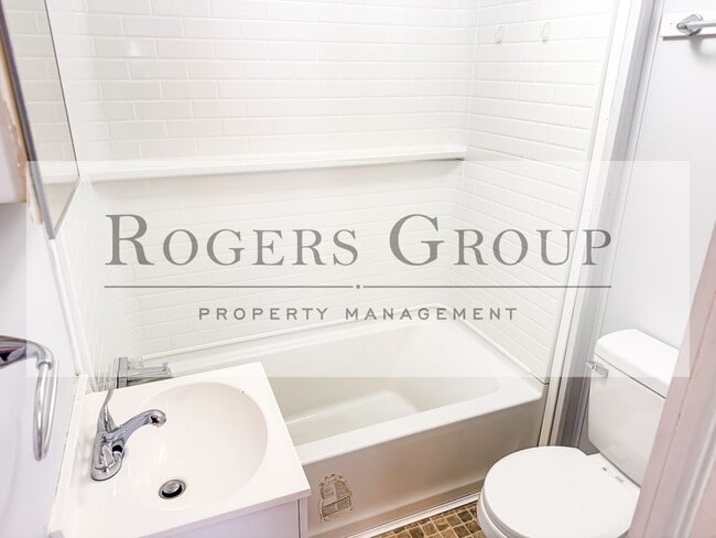 Photo - 908 Crozier St