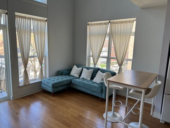 2 Bedroom Downtown Milwaukee Condo - 2 Bedroom Downtown Milwaukee Condo
