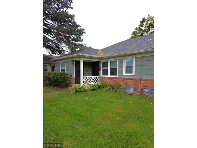 Photo - 2056 Bayard Ave