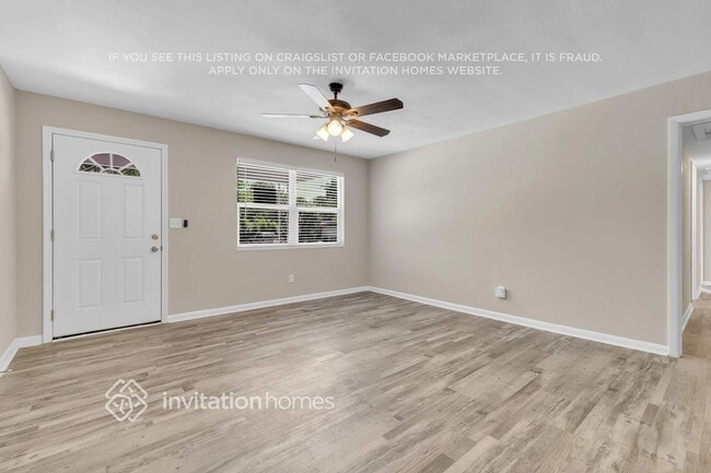 Photo - 6613 Shady Oak Dr