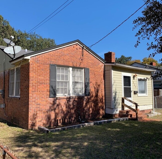 Photo - Charming Corner Lot Home with Huge Fenced Yard with Detached Garage