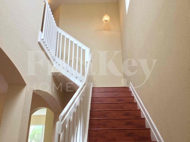 1485 NE 40th Rd