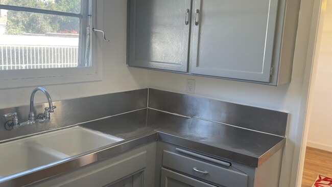 Photo - Silverlake Garden Apartments