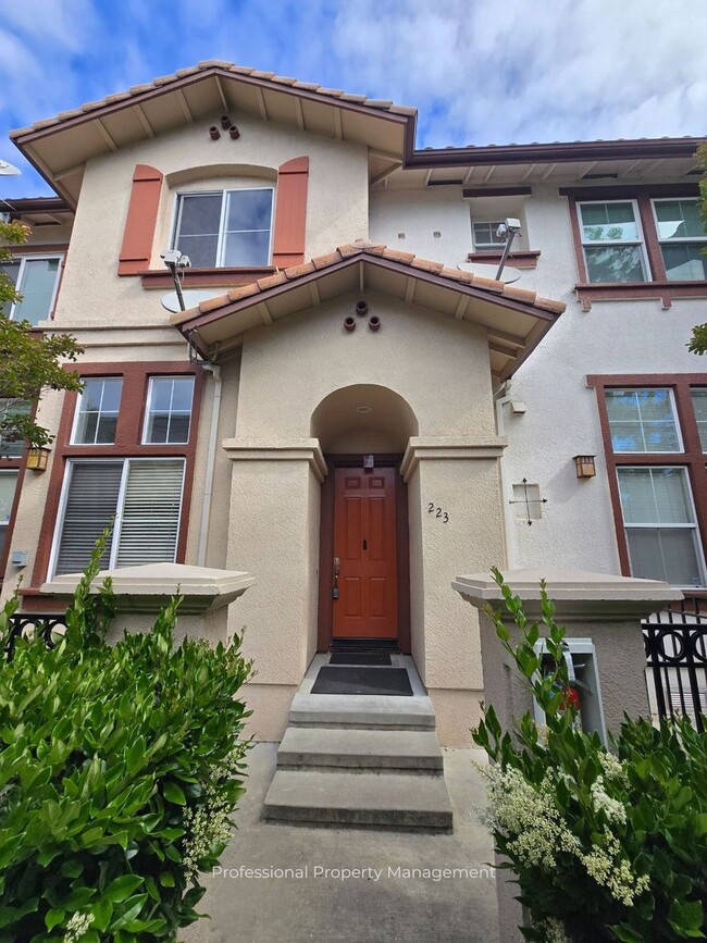 Photo - Beautifully Remodeled Tri Story Home located in a Gated Community ...