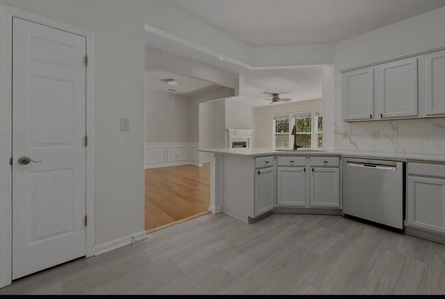 Photo - 2734 Winslow Ridge Dr NE