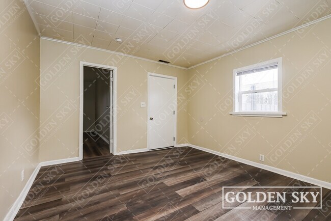 Photo - 1711 S Blaine St