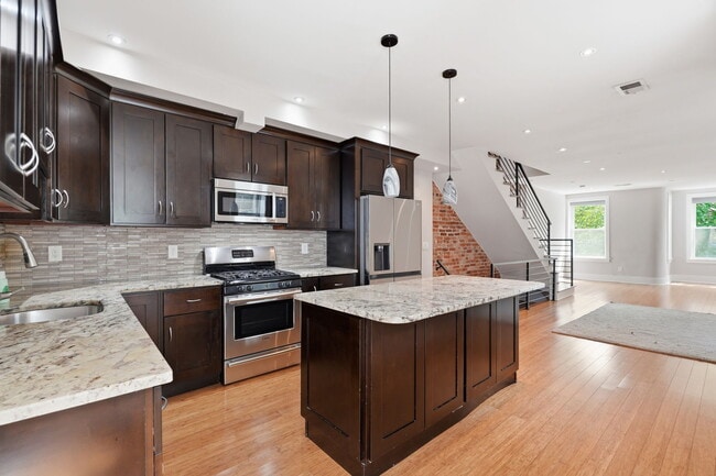 Photo - 2128 1st St NW Unit 2