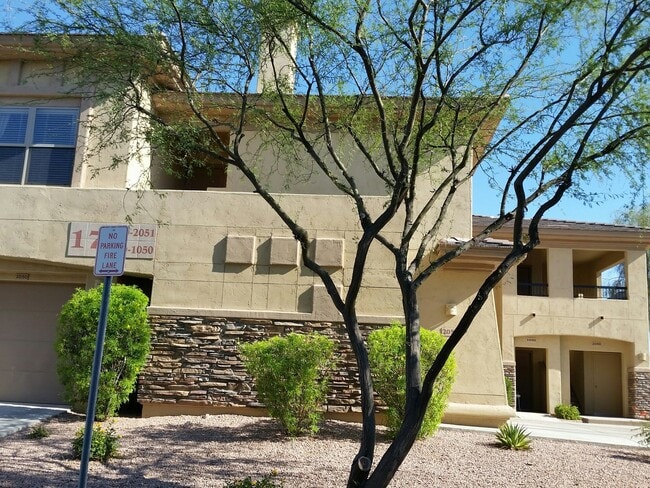 Building Photo - ucvtc2051 Unit 2051
