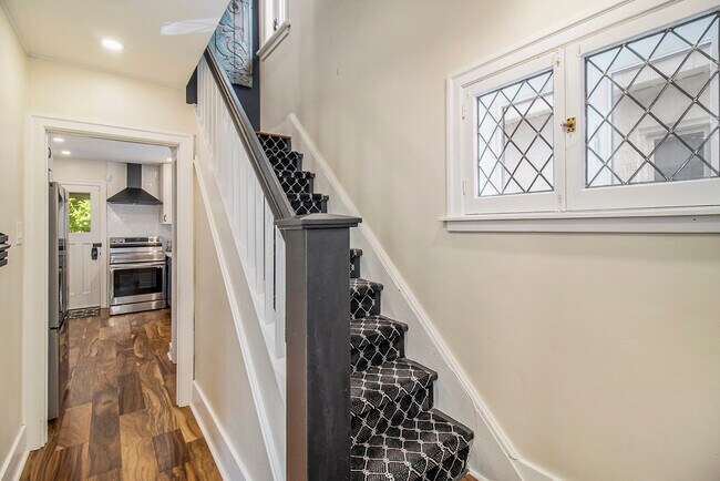 Photo - 68 Vaughan St