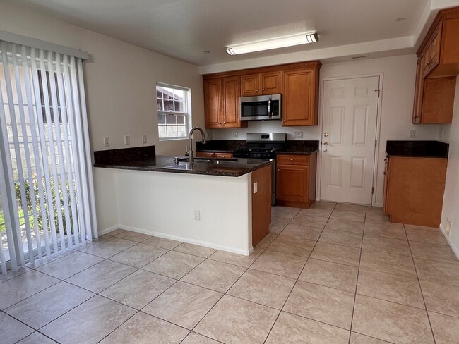 Photo - 16510 La Salle Ave