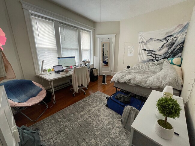 Photo - 884 Huntington Ave Unidad 12