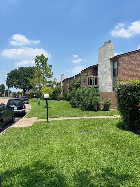 Photo - 9101 Country Creek St Unit 205