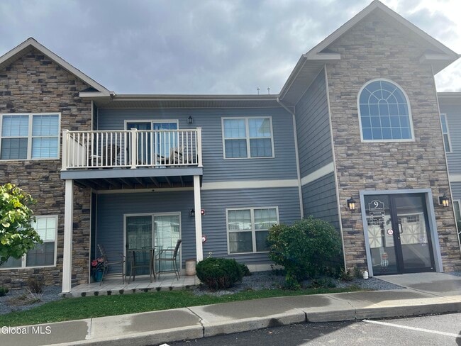 Building Photo - 48 Bavarian Wy Unit 97