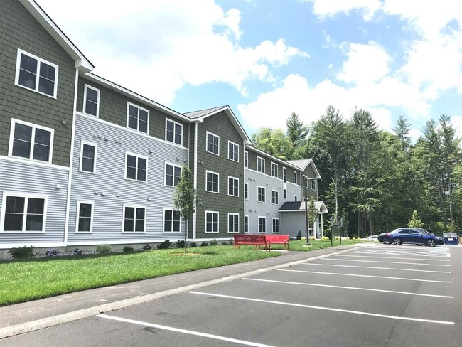 Building Photo - 10 E Ridge Dr Unit 212