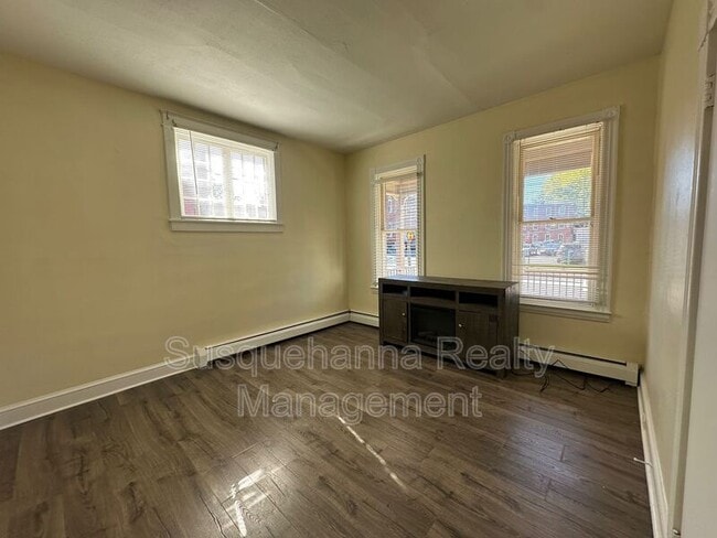Photo - 15 Pearl St Unit #1