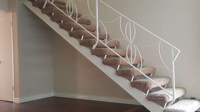 Photo - 800 S Azusa Ave