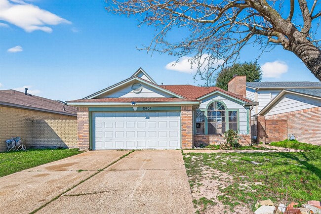 Building Photo - 10707 Staghill Dr