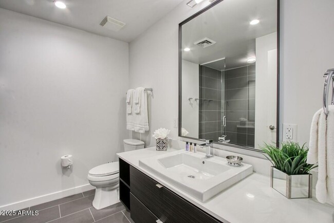 Photo - 200 W Portland St Apartment Unit 1024