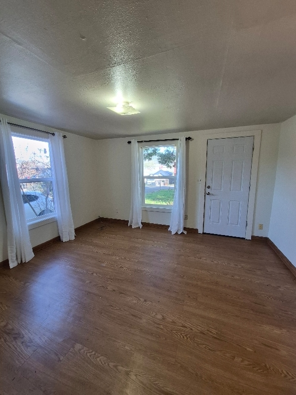 Photo - 1248 NW Ellan St