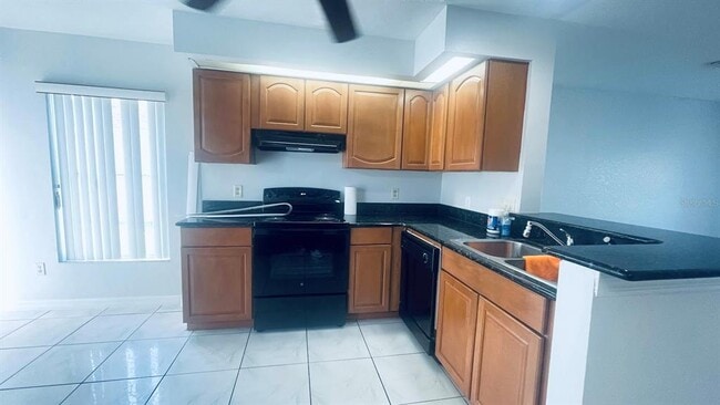 Photo - 202 Coral Reef Cir