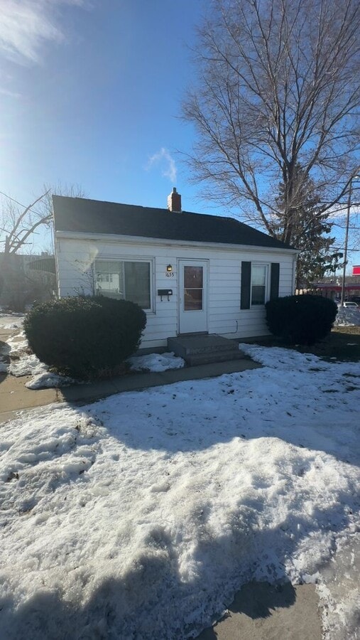 COMING SOON-2 Bedroom 1 Bathroom Home-1655 32nd St NE - COMING SOON-2 Bedroom 1 Bathroom Home-1655 32nd St NE