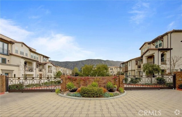 Building Photo - 649 W Foothill Blvd Rental