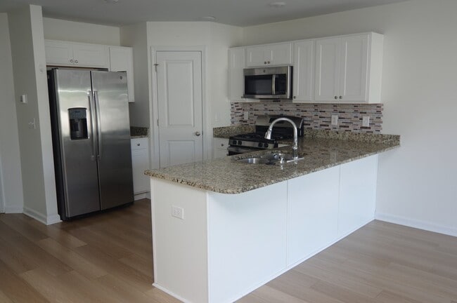 Photo - 2790 Prince Charles Ct