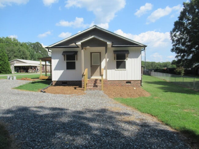 Photo - Brand-New 2-Bedroom, 2-Bath Home for Rent in Maiden!