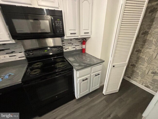 Photo - 1001 26th St NW Unit 705